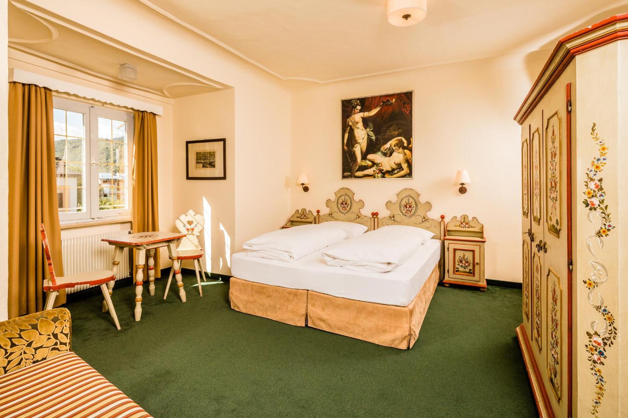 Hotel Traube เบรสซาโนเน ภายนอก รูปภาพ